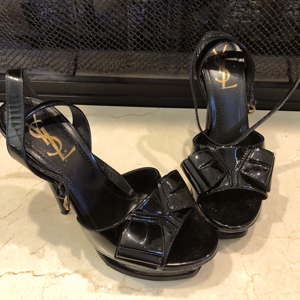 YSL Yves Saint Laurent Black Patent Leather Heels
